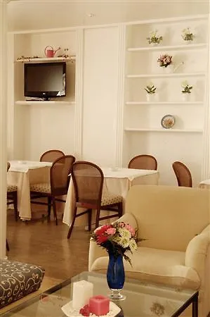 Petasos Chic ホテル