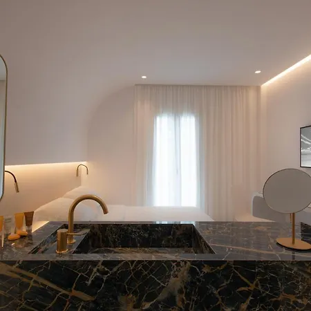 Hotel Petasos Chic