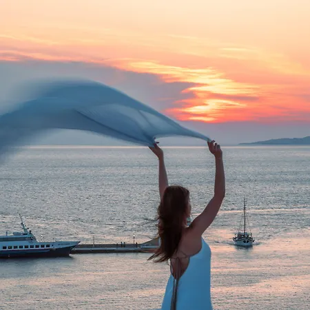 Petasos Chic מלון