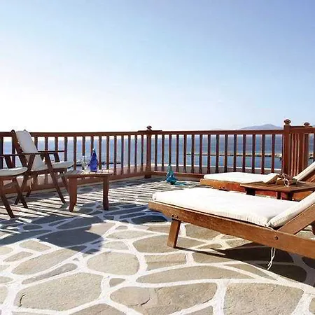 Hotel Petasos Chic