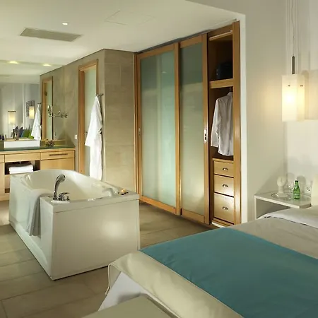 מלון Petasos Chic